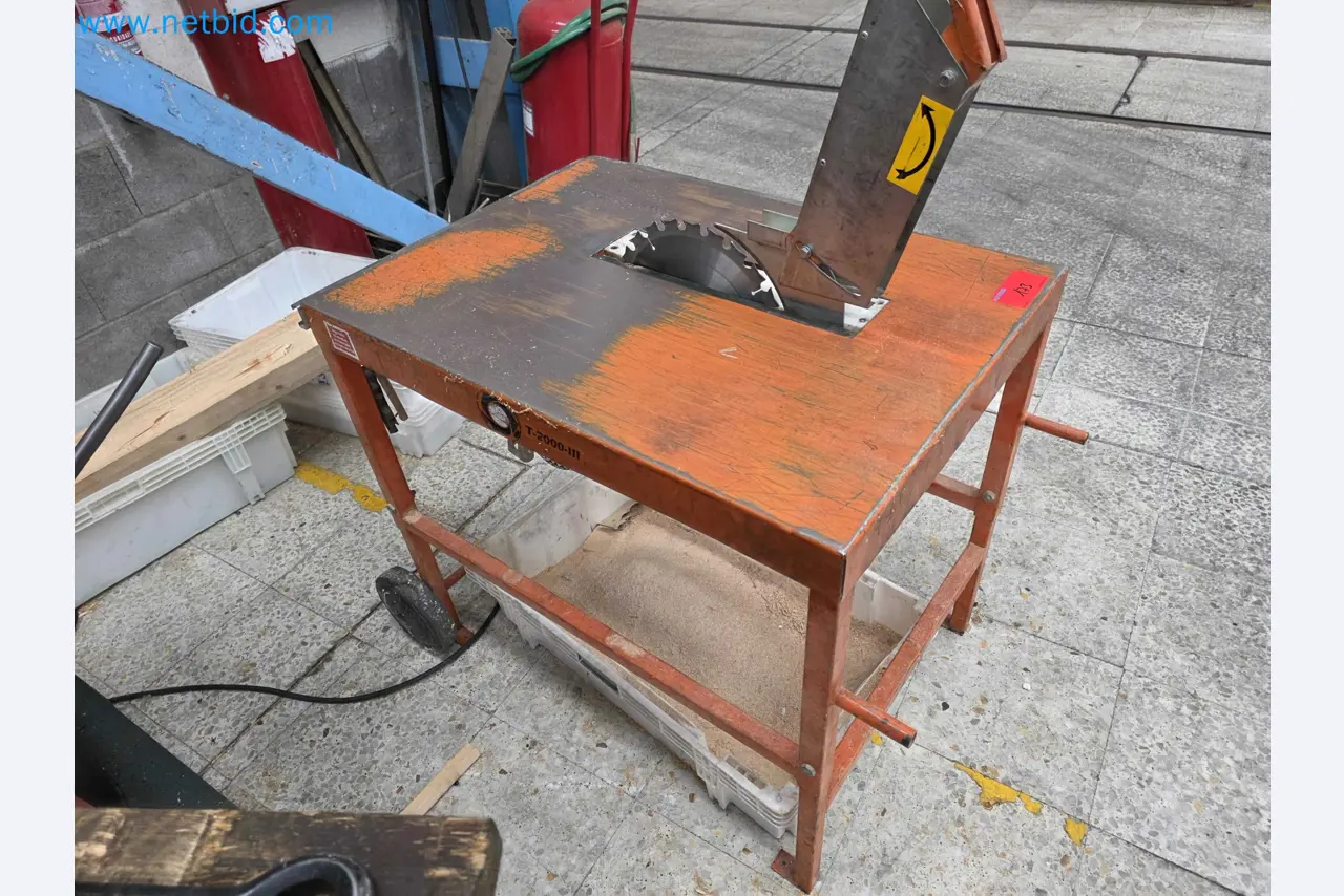 Tromosa Asset Sale (Troqueles Y Moldes De Galicia, Sa): Plastic Injection machinery and accessories-1