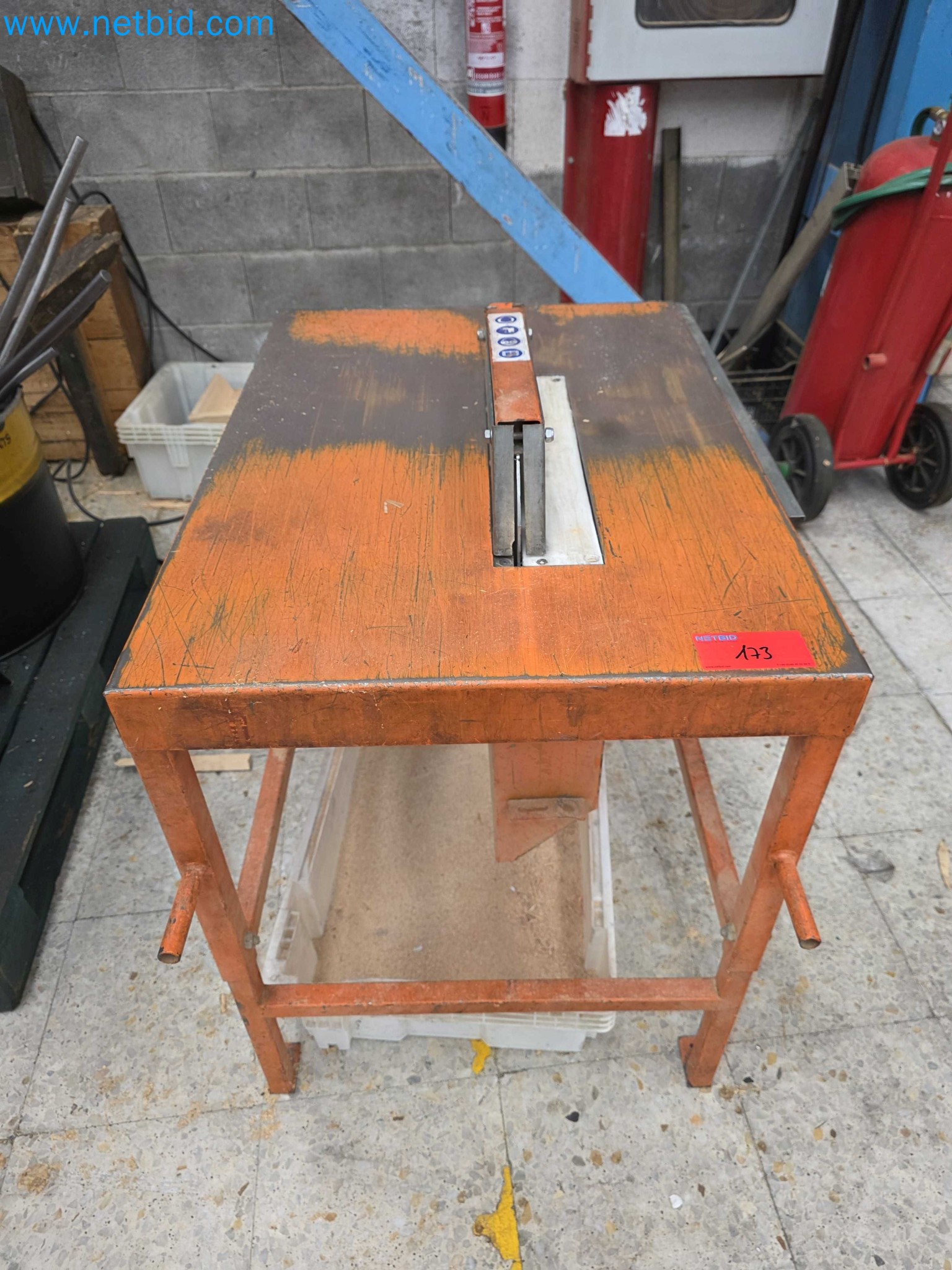 Tromosa Asset Sale (Troqueles Y Moldes De Galicia, Sa): Plastic Injection machinery and accessories-2