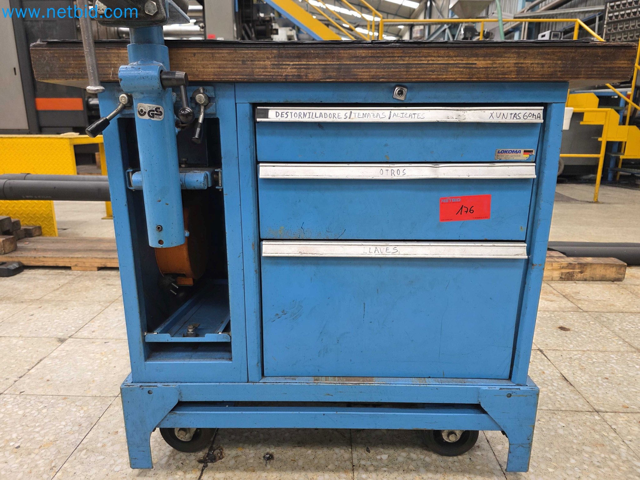 Tromosa Asset Sale (Troqueles Y Moldes De Galicia, Sa): Plastic Injection machinery and accessories-10