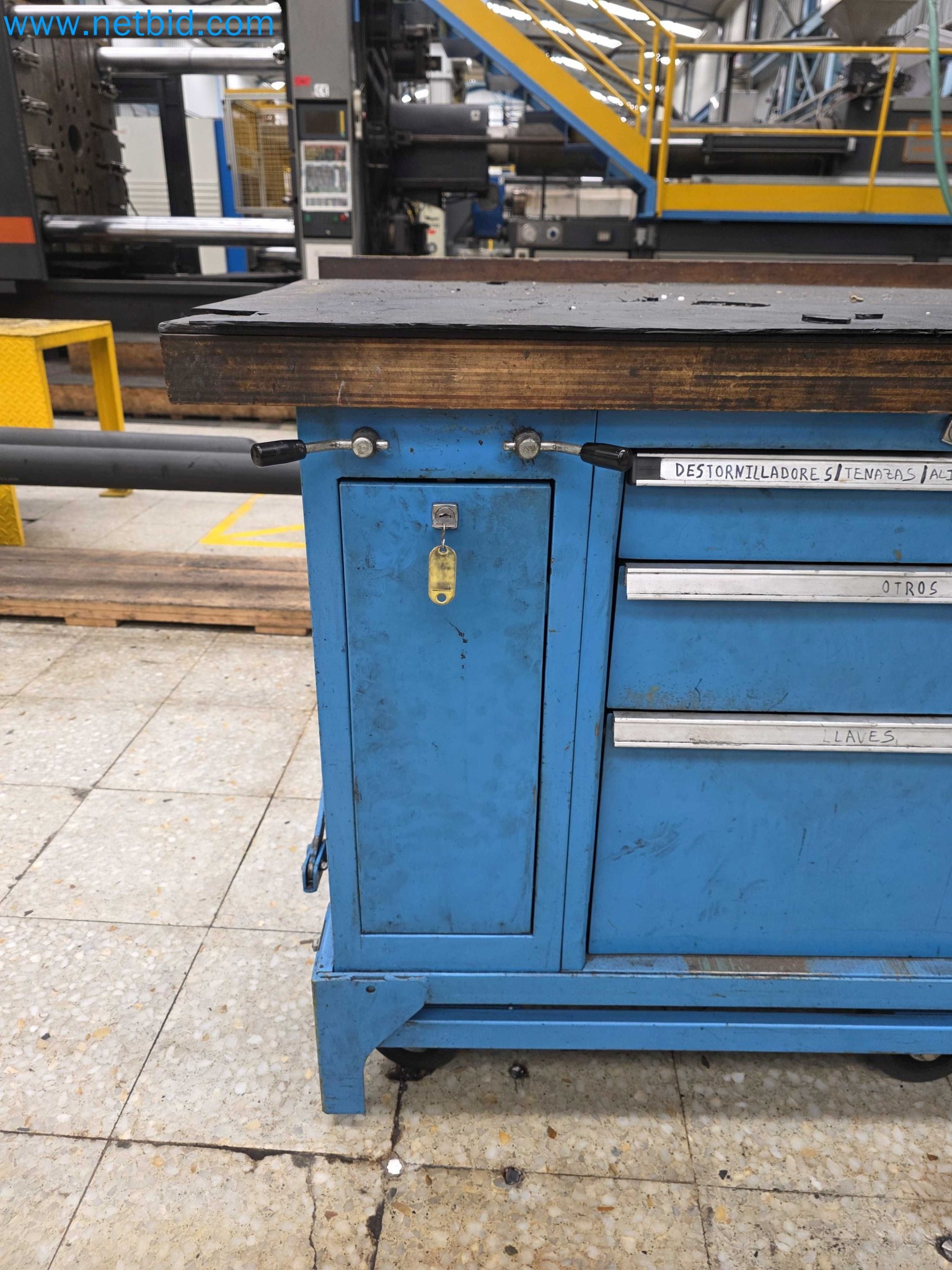 Tromosa Asset Sale (Troqueles Y Moldes De Galicia, Sa): Plastic Injection machinery and accessories-15