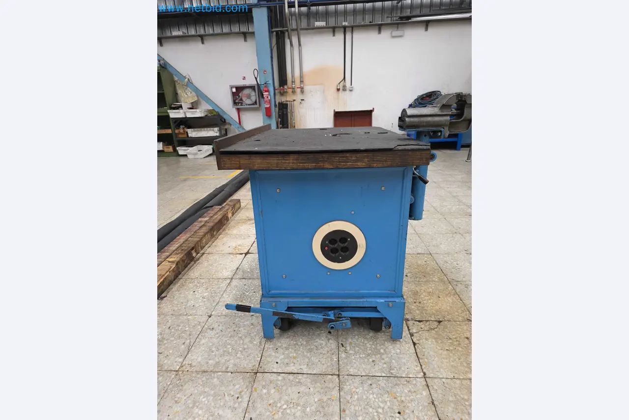 Tromosa Asset Sale (Troqueles Y Moldes De Galicia, Sa): Plastic Injection machinery and accessories-5