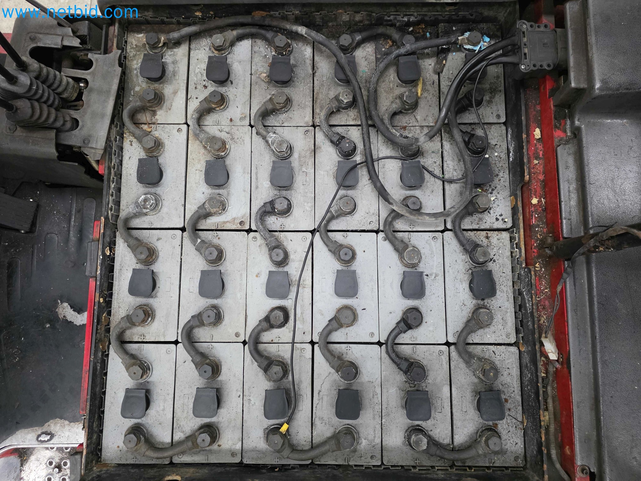 Tromosa Asset Sale (Troqueles Y Moldes De Galicia, Sa): Plastic Injection machinery and accessories-24