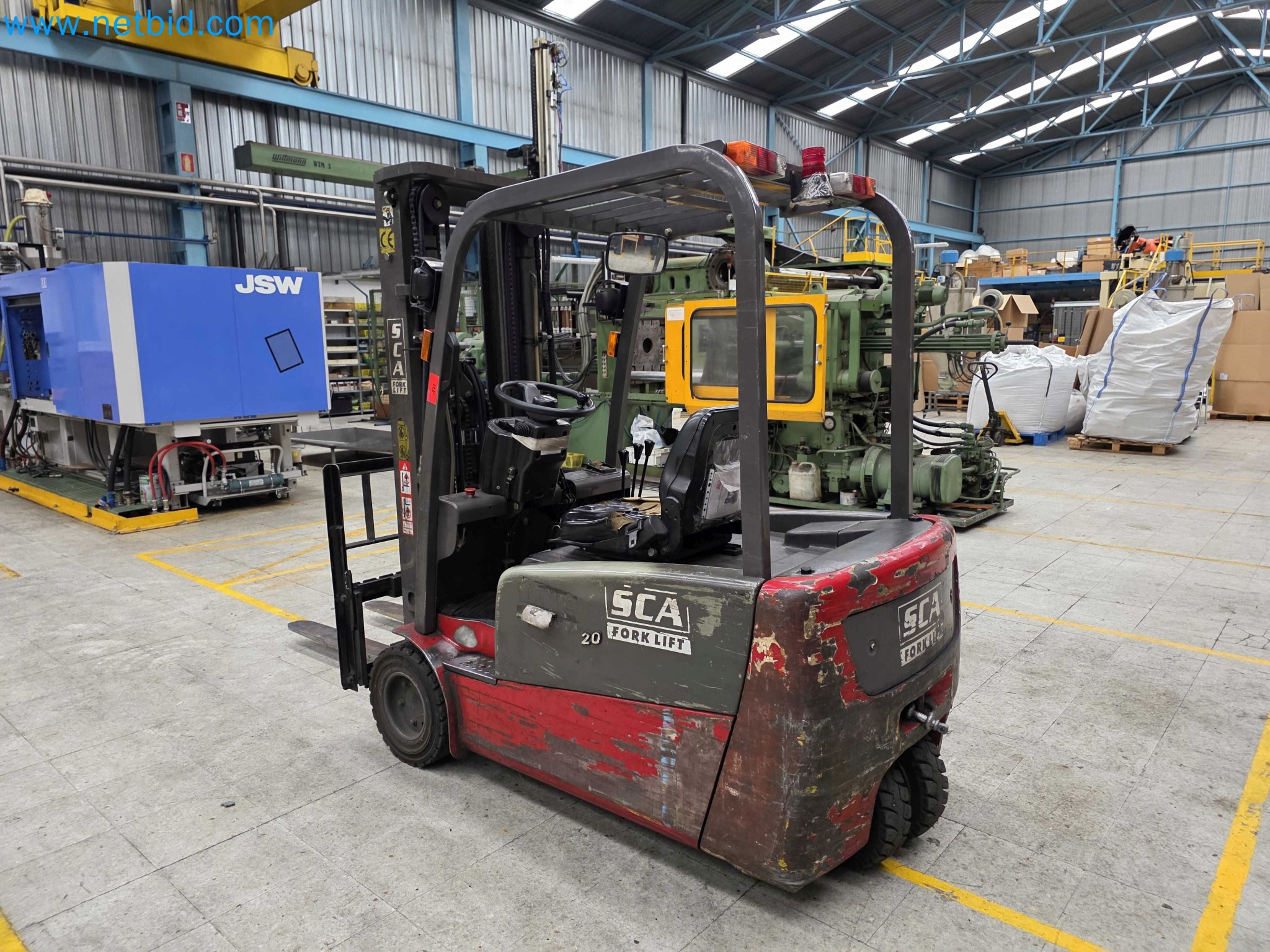 Tromosa Asset Sale (Troqueles Y Moldes De Galicia, Sa): Plastic Injection machinery and accessories-3