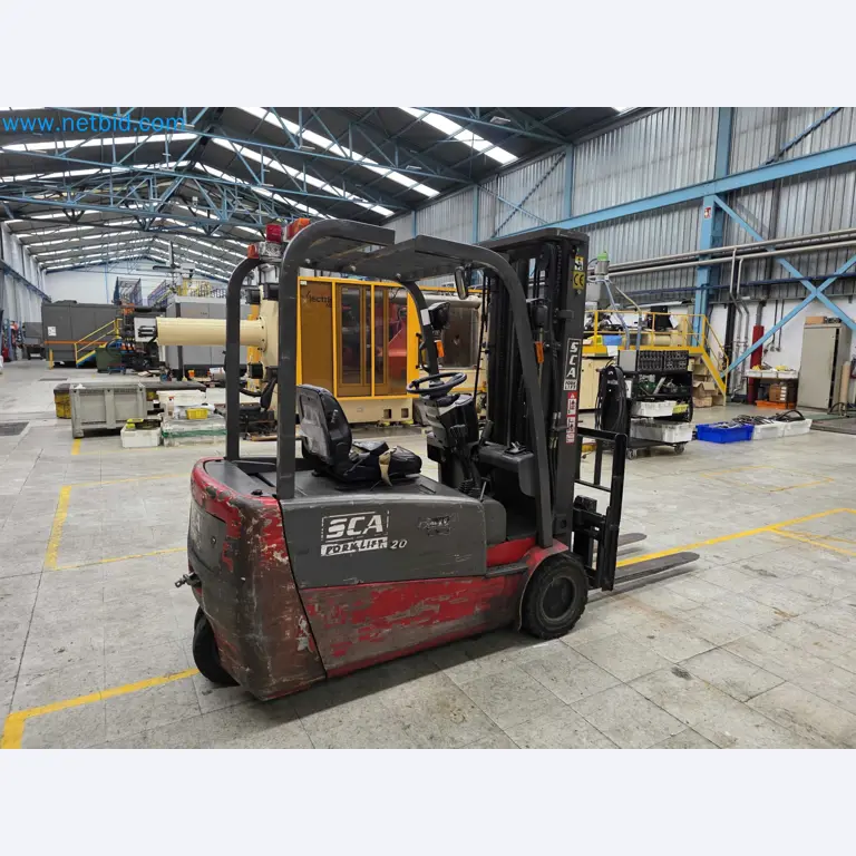 Tromosa Asset Sale (Troqueles Y Moldes De Galicia, Sa): Plastic Injection machinery and accessories-5