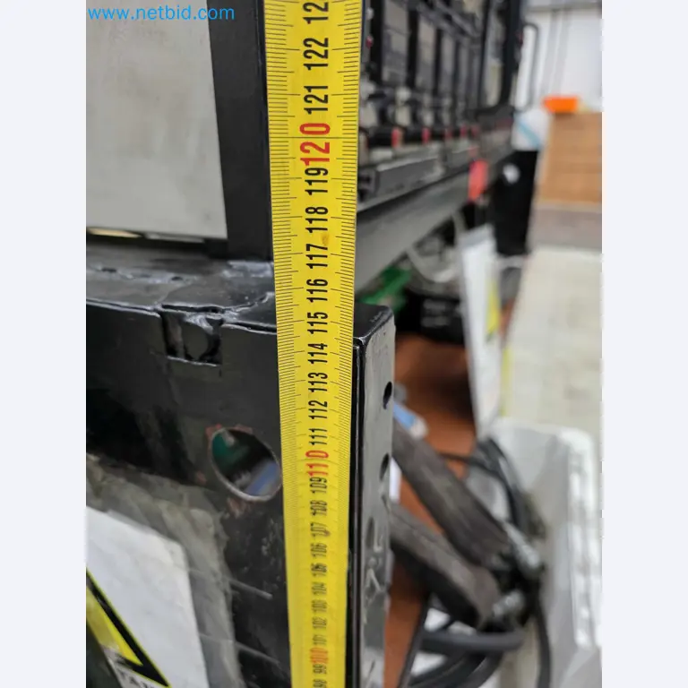 Tromosa Asset Sale (Troqueles Y Moldes De Galicia, Sa): Plastic Injection machinery and accessories-16