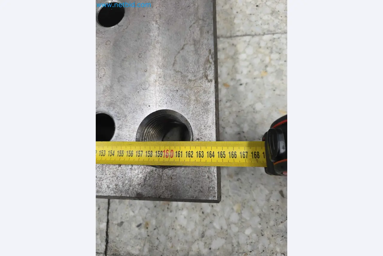 Tromosa Asset Sale (Troqueles Y Moldes De Galicia, Sa): Plastic Injection machinery and accessories-6