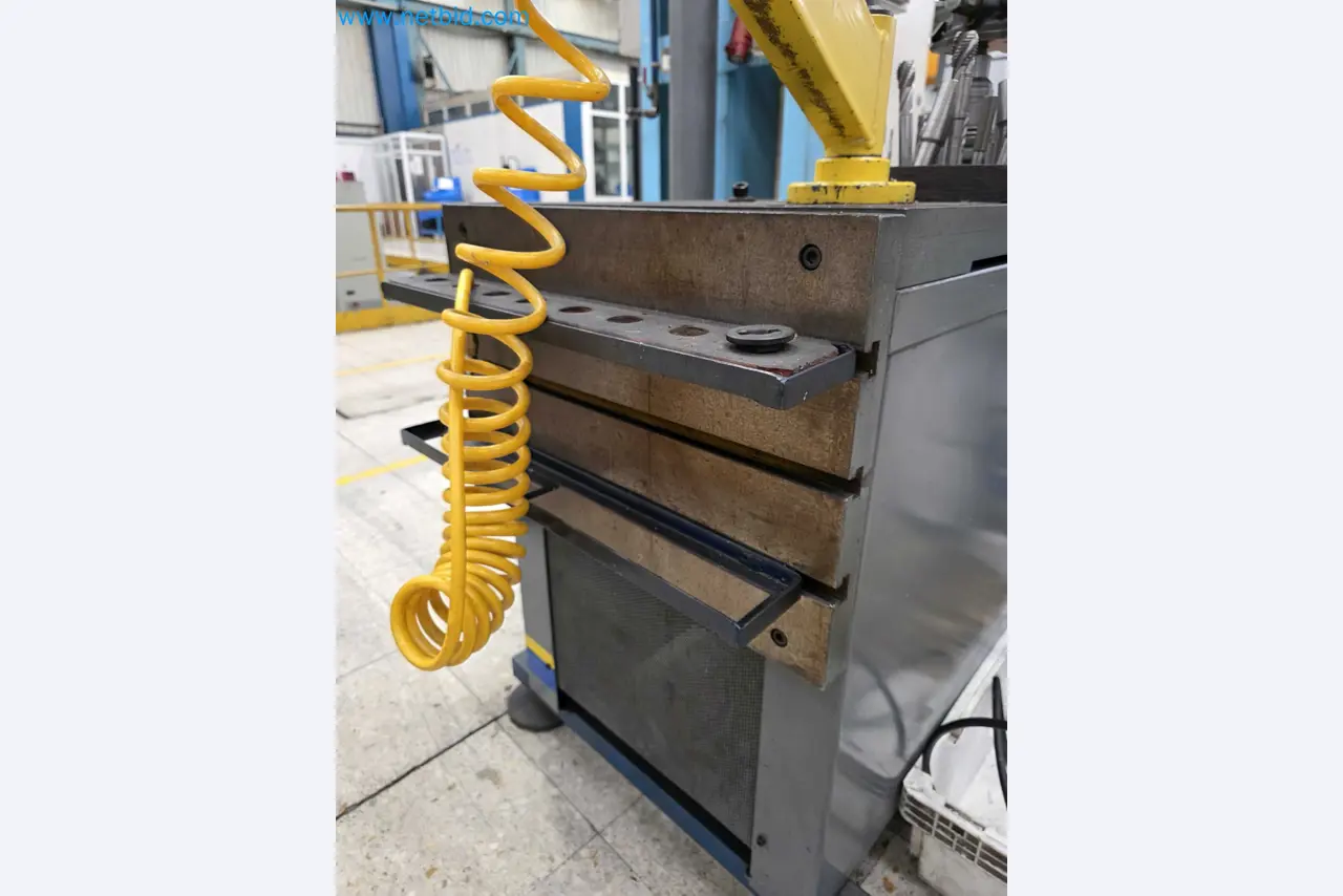 Tromosa Asset Sale (Troqueles Y Moldes De Galicia, Sa): Cnc Machining Centres, Edm Machines And Mould Manufacturing Equipment-12