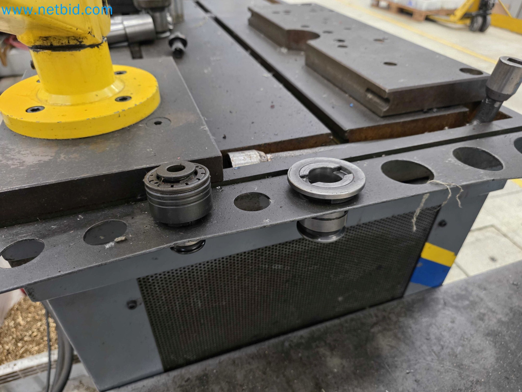 Tromosa Asset Sale (Troqueles Y Moldes De Galicia, Sa): Cnc Machining Centres, Edm Machines And Mould Manufacturing Equipment-13