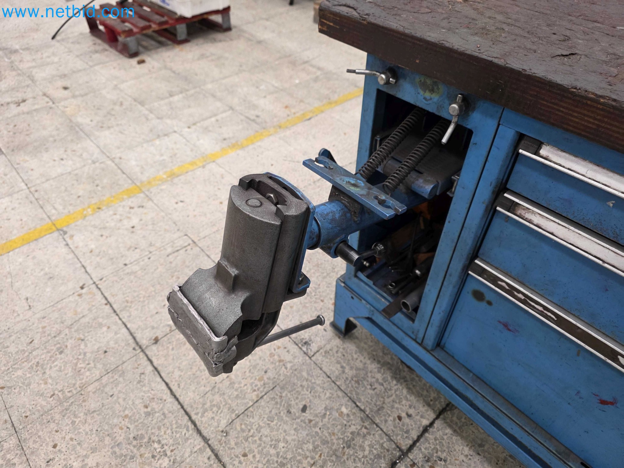 Tromosa Asset Sale (Troqueles Y Moldes De Galicia, Sa): Cnc Machining Centres, Edm Machines And Mould Manufacturing Equipment-17