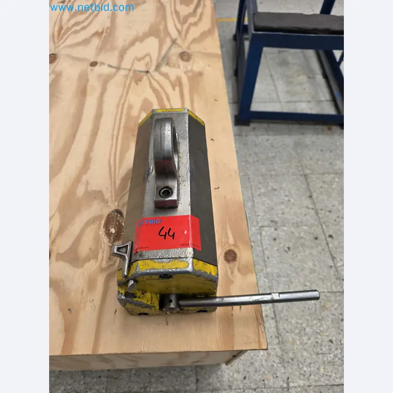 Tromosa Asset Sale (Troqueles Y Moldes De Galicia, Sa): Cnc Machining Centres, Edm Machines And Mould Manufacturing Equipment-3