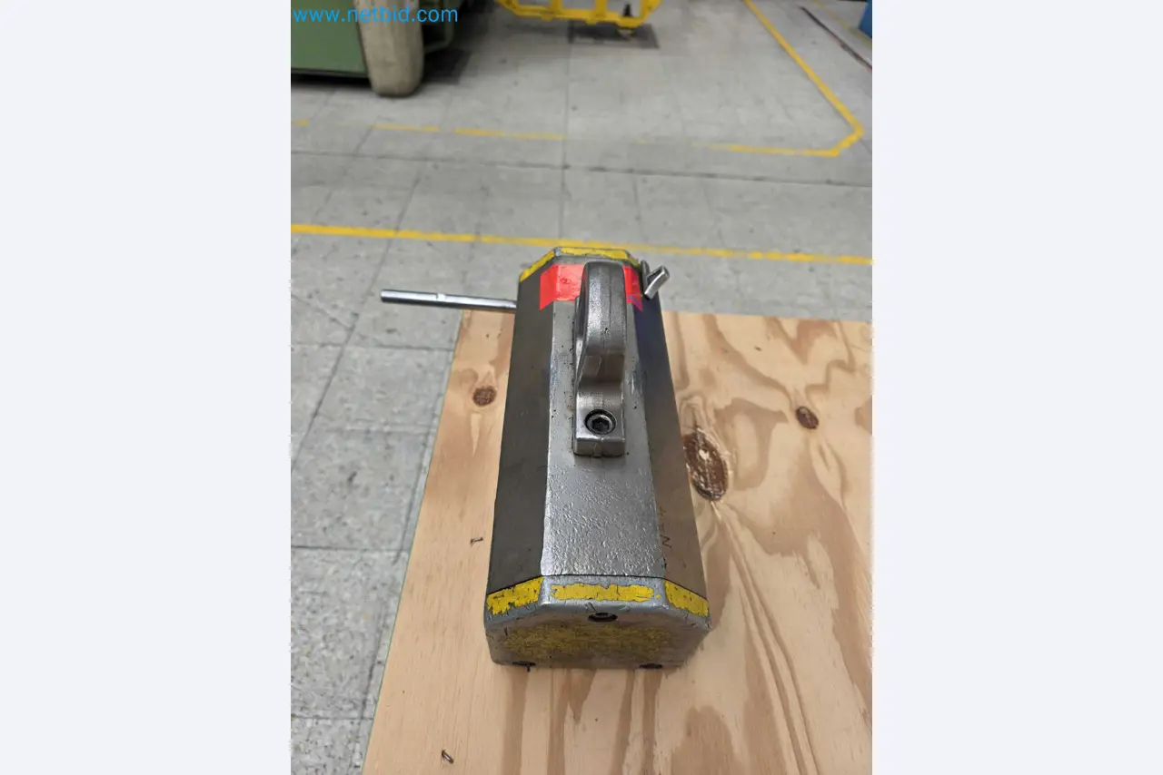 Tromosa Asset Sale (Troqueles Y Moldes De Galicia, Sa): Cnc Machining Centres, Edm Machines And Mould Manufacturing Equipment-5