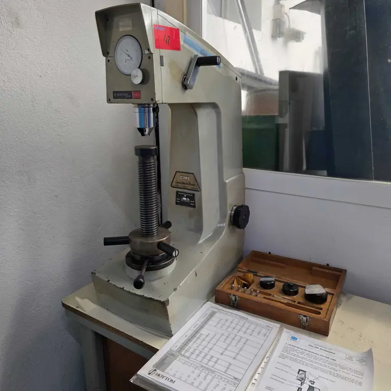Hardness Tester HOYTOM 1003 A