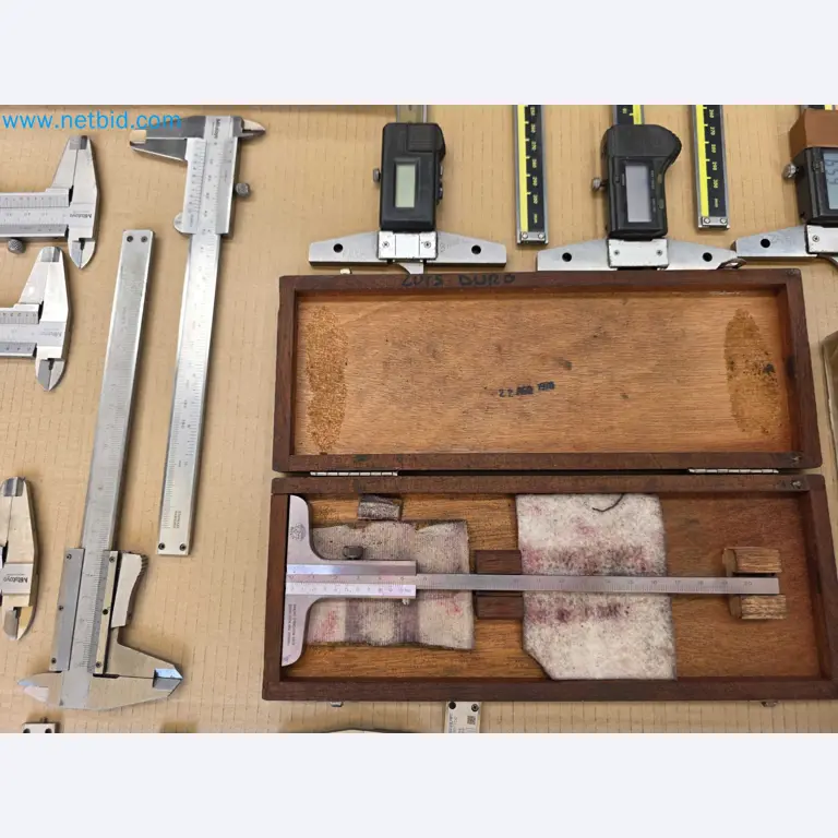 Tromosa Asset Sale (Troqueles Y Moldes De Galicia, Sa): Cnc Machining Centres, Edm Machines And Mould Manufacturing Equipment-12
