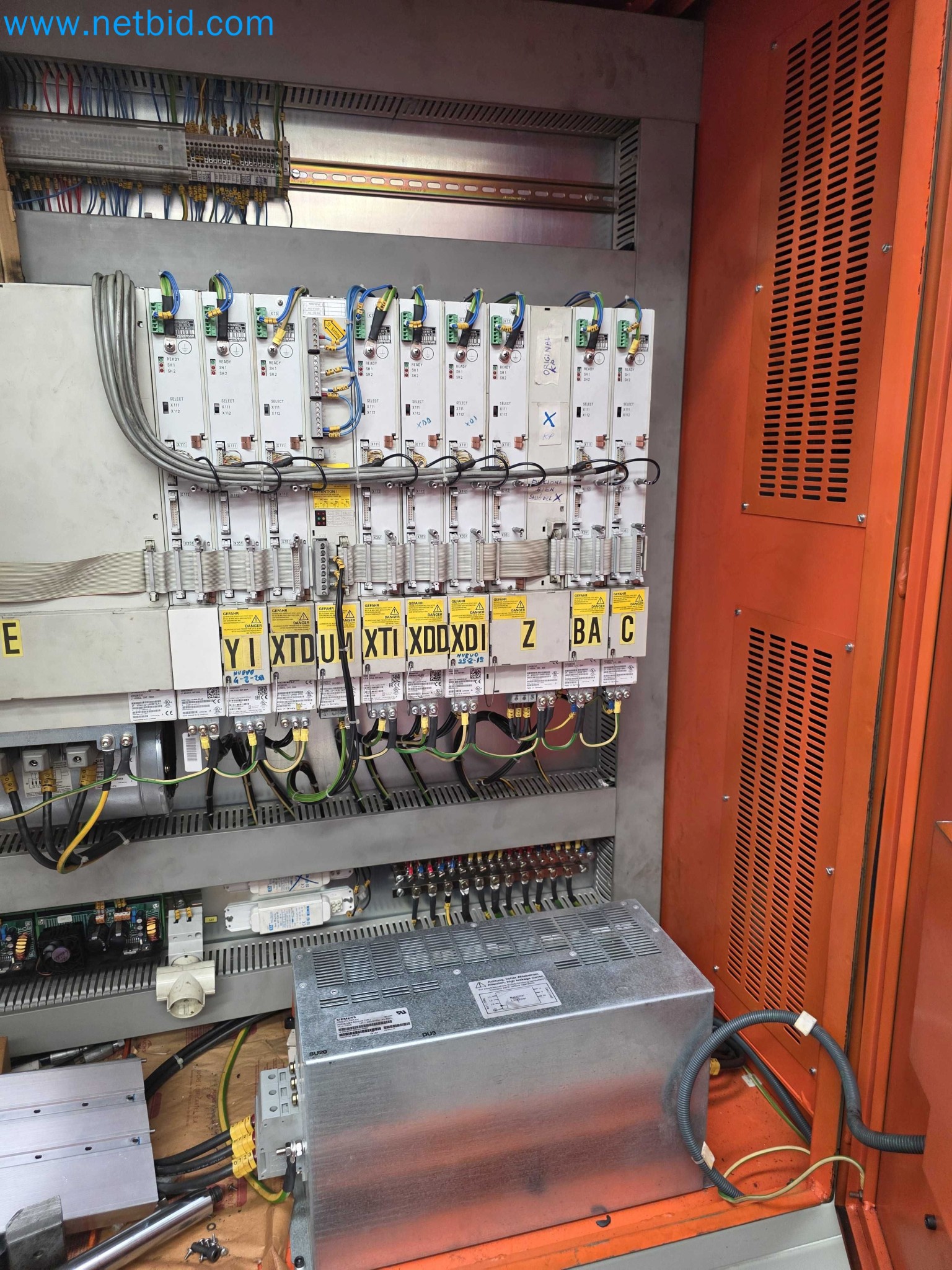 Tromosa Asset Sale (Troqueles Y Moldes De Galicia, Sa): Cnc Machining Centres, Edm Machines And Mould Manufacturing Equipment-19