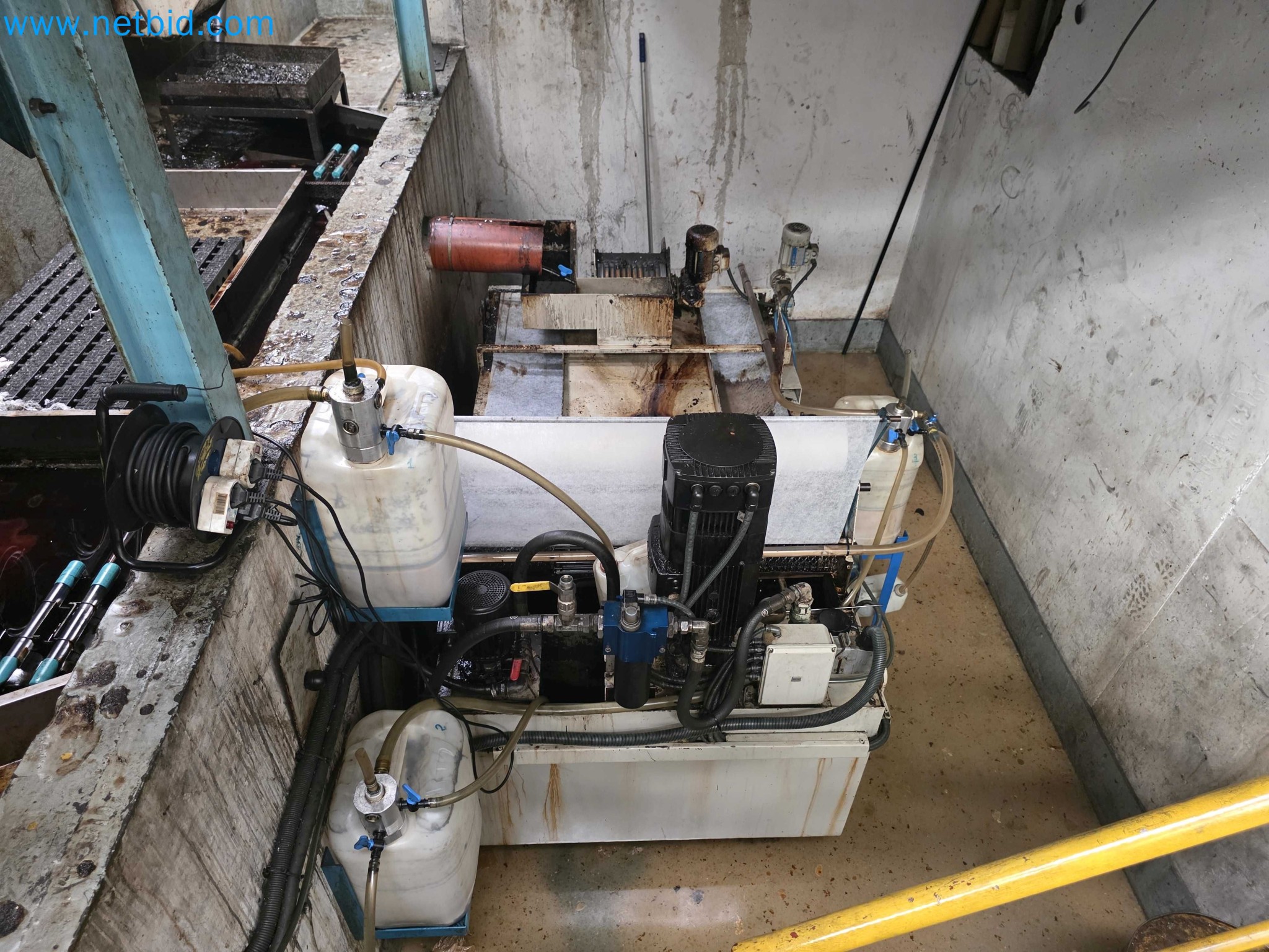 Tromosa Asset Sale (Troqueles Y Moldes De Galicia, Sa): Cnc Machining Centres, Edm Machines And Mould Manufacturing Equipment-25
