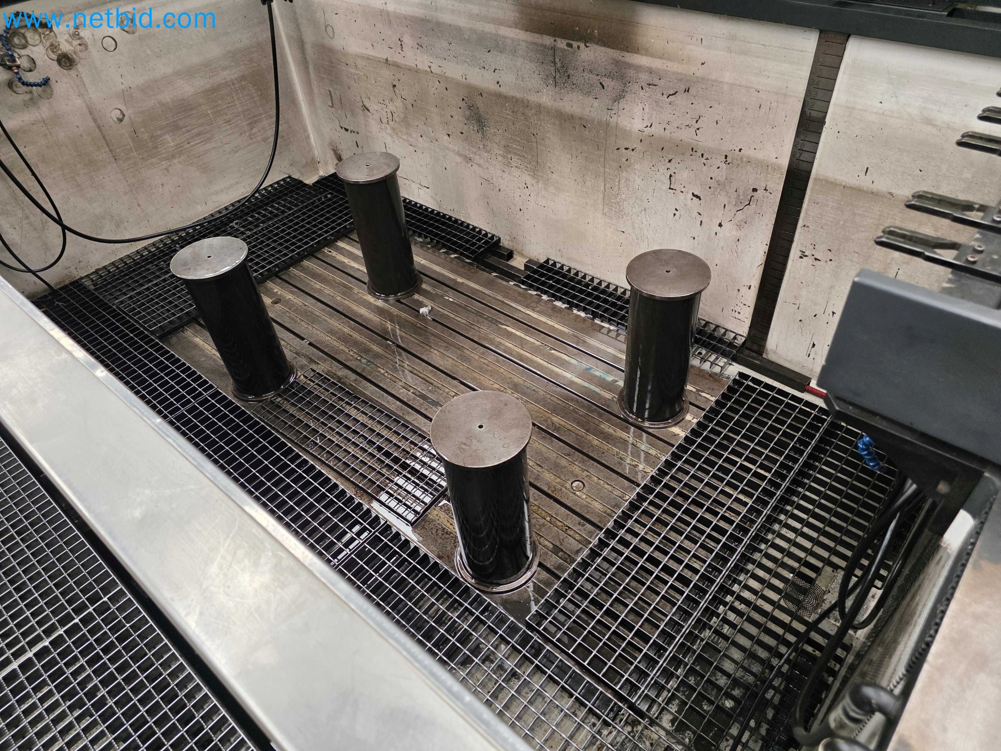 Tromosa Asset Sale (Troqueles Y Moldes De Galicia, Sa): Cnc Machining Centres, Edm Machines And Mould Manufacturing Equipment-21