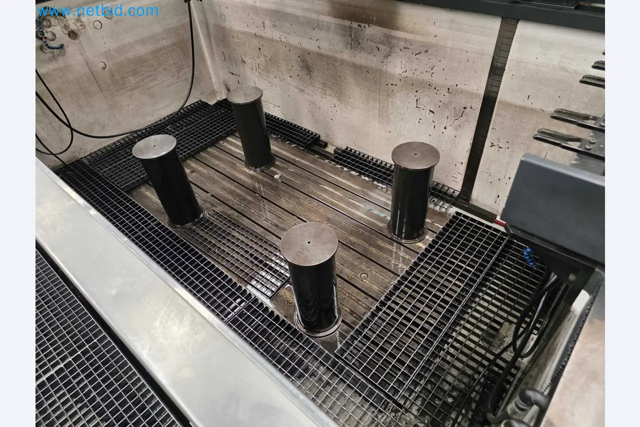 Tromosa Asset Sale (Troqueles Y Moldes De Galicia, Sa): Cnc Machining Centres, Edm Machines And Mould Manufacturing Equipment-21