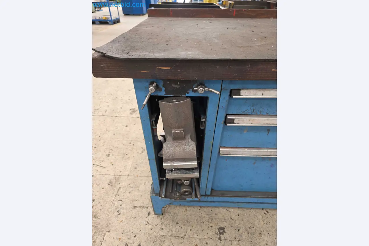 Tromosa Asset Sale (Troqueles Y Moldes De Galicia, Sa): Cnc Machining Centres, Edm Machines And Mould Manufacturing Equipment-16