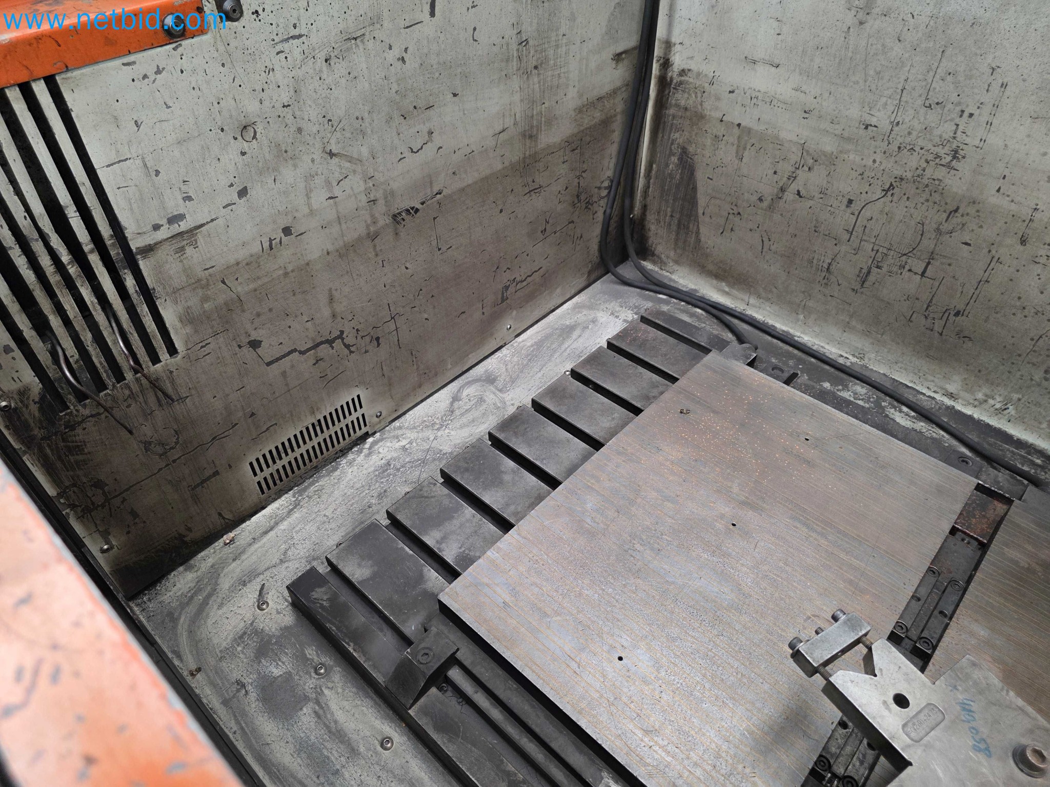 Tromosa Asset Sale (Troqueles Y Moldes De Galicia, Sa): Cnc Machining Centres, Edm Machines And Mould Manufacturing Equipment-9