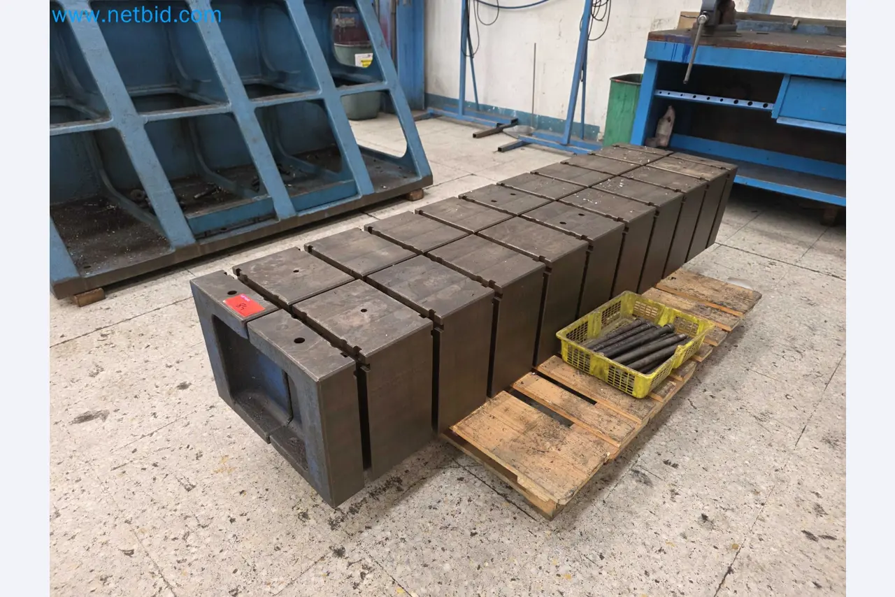 Tromosa Asset Sale (Troqueles Y Moldes De Galicia, Sa): Cnc Machining Centres, Edm Machines And Mould Manufacturing Equipment-2