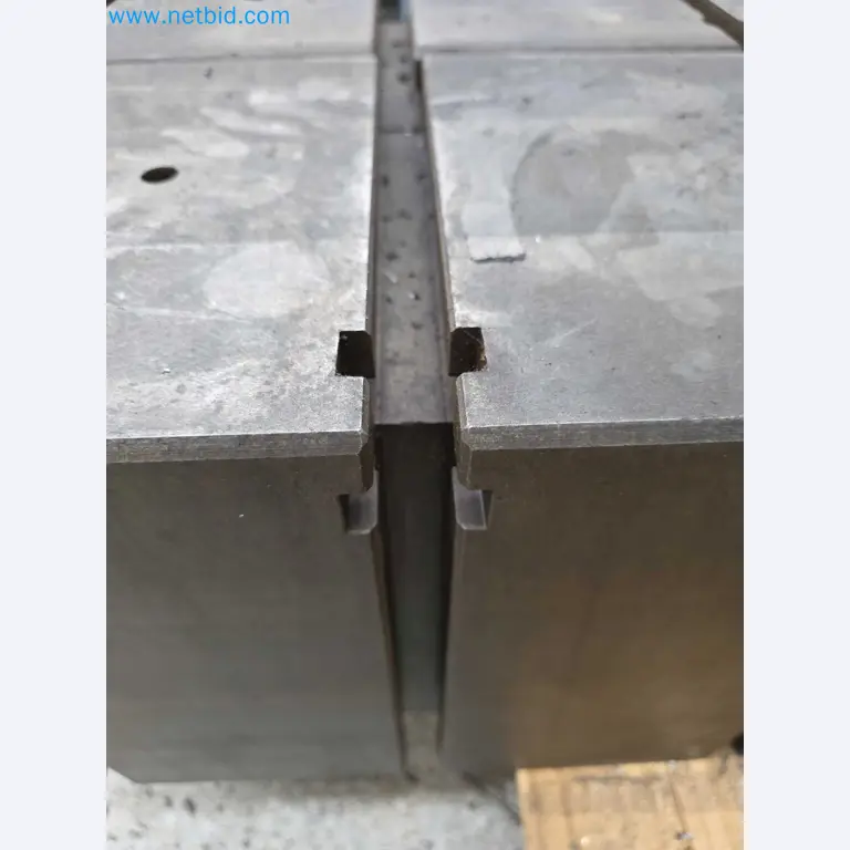Tromosa Asset Sale (Troqueles Y Moldes De Galicia, Sa): Cnc Machining Centres, Edm Machines And Mould Manufacturing Equipment-7