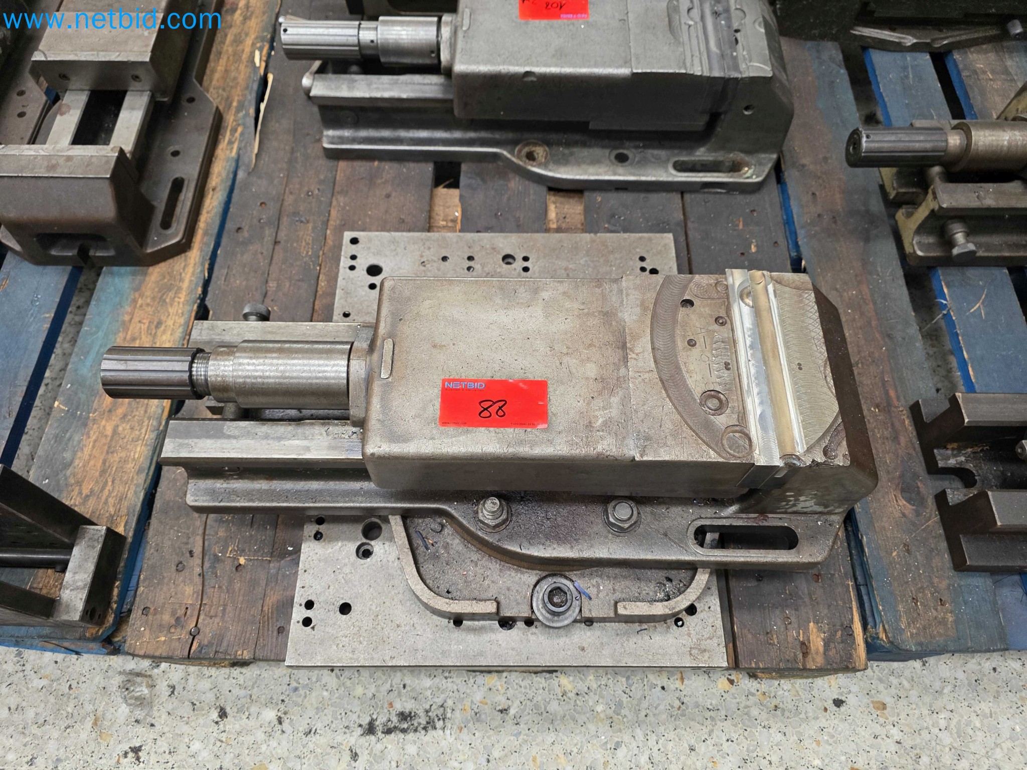 Tromosa Asset Sale (Troqueles Y Moldes De Galicia, Sa): Cnc Machining Centres, Edm Machines And Mould Manufacturing Equipment-2