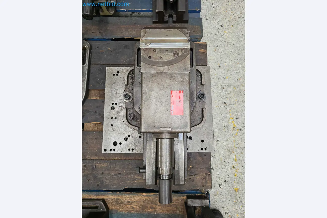 Tromosa Asset Sale (Troqueles Y Moldes De Galicia, Sa): Cnc Machining Centres, Edm Machines And Mould Manufacturing Equipment-3