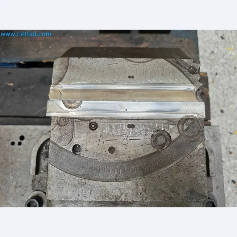 Tromosa Asset Sale (Troqueles Y Moldes De Galicia, Sa): Cnc Machining Centres, Edm Machines And Mould Manufacturing Equipment-5