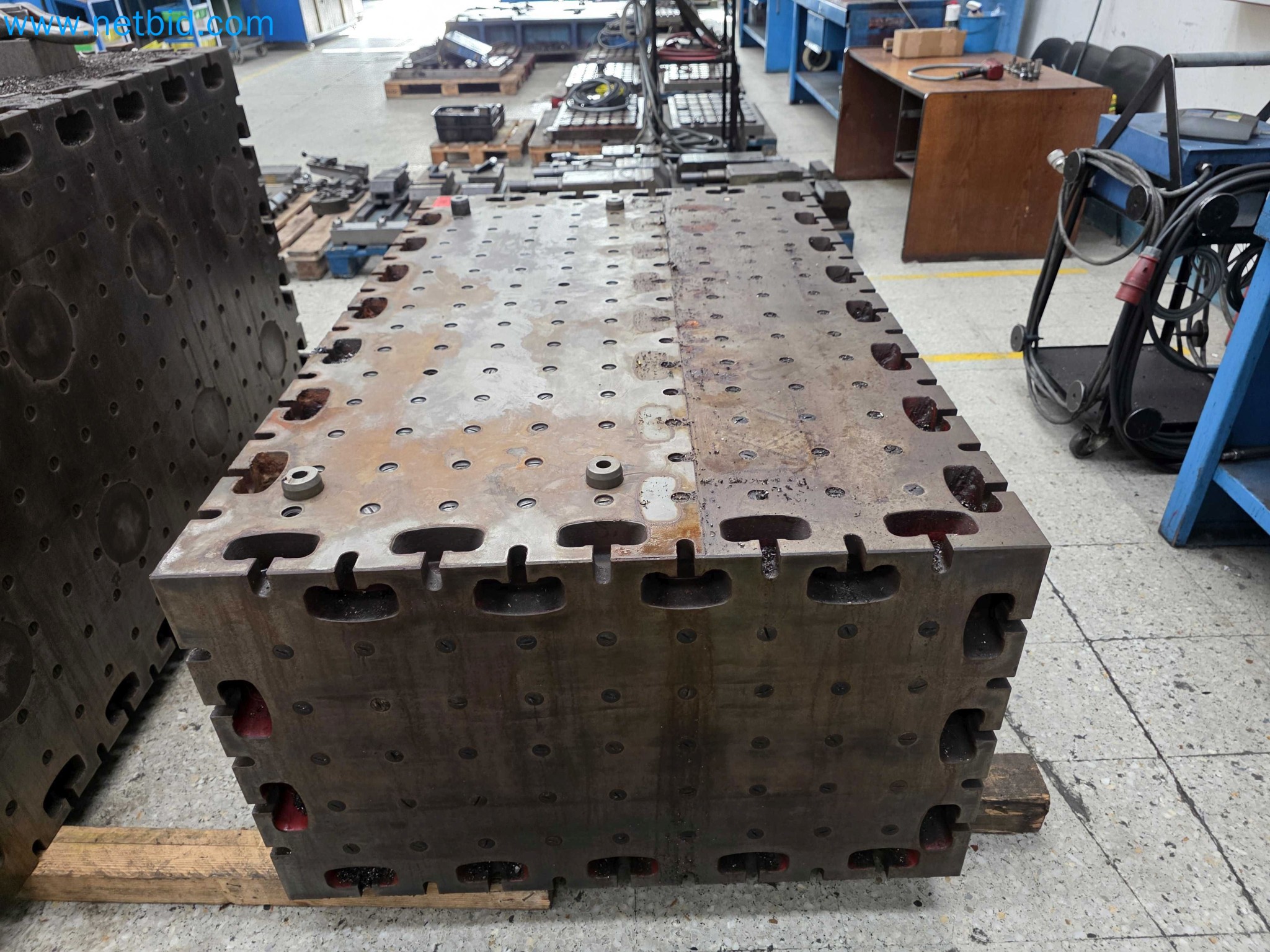 Tromosa Asset Sale (Troqueles Y Moldes De Galicia, Sa): Cnc Machining Centres, Edm Machines And Mould Manufacturing Equipment-5