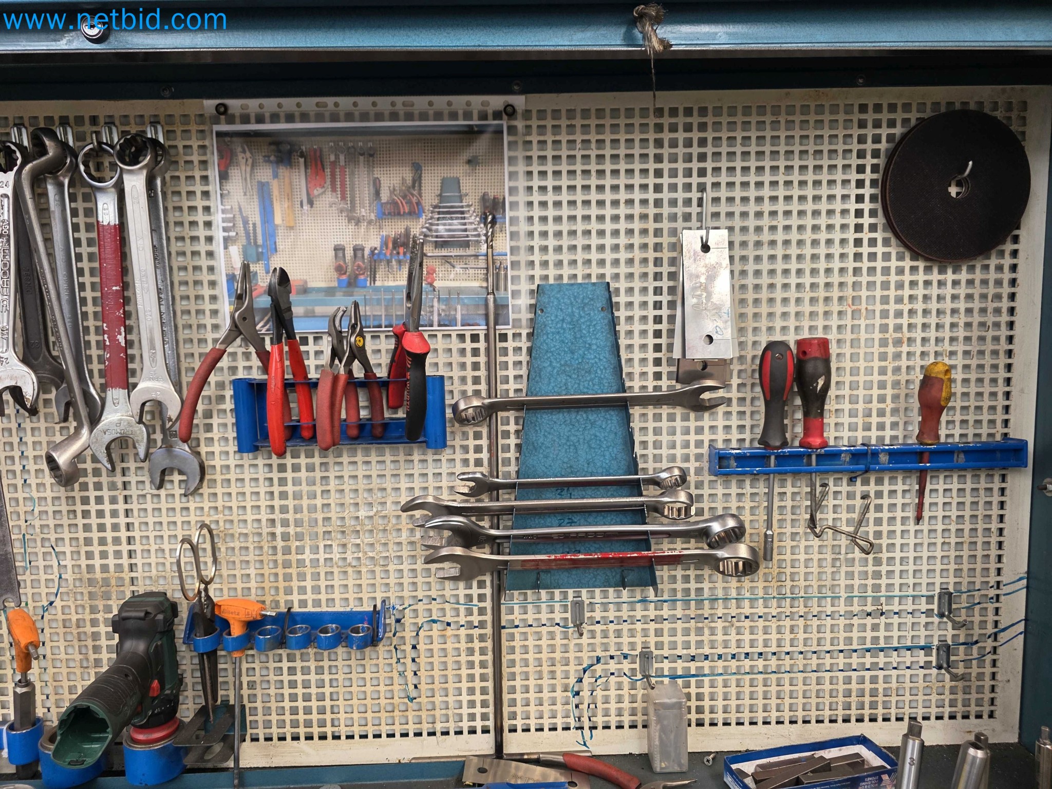 Tromosa Asset Sale (Troqueles Y Moldes De Galicia, Sa): Cnc Machining Centres, Edm Machines And Mould Manufacturing Equipment-10