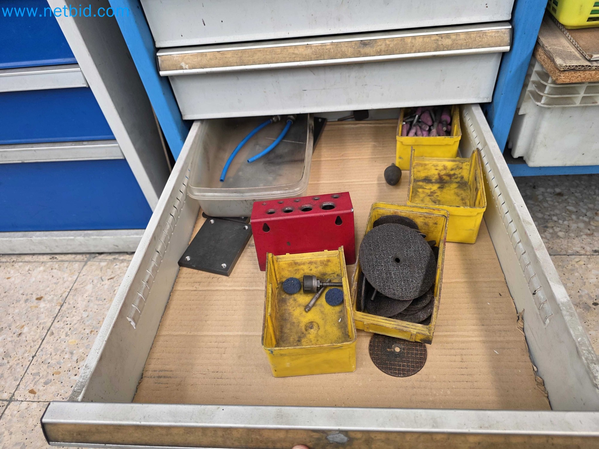 Tromosa Asset Sale (Troqueles Y Moldes De Galicia, Sa): Cnc Machining Centres, Edm Machines And Mould Manufacturing Equipment-23