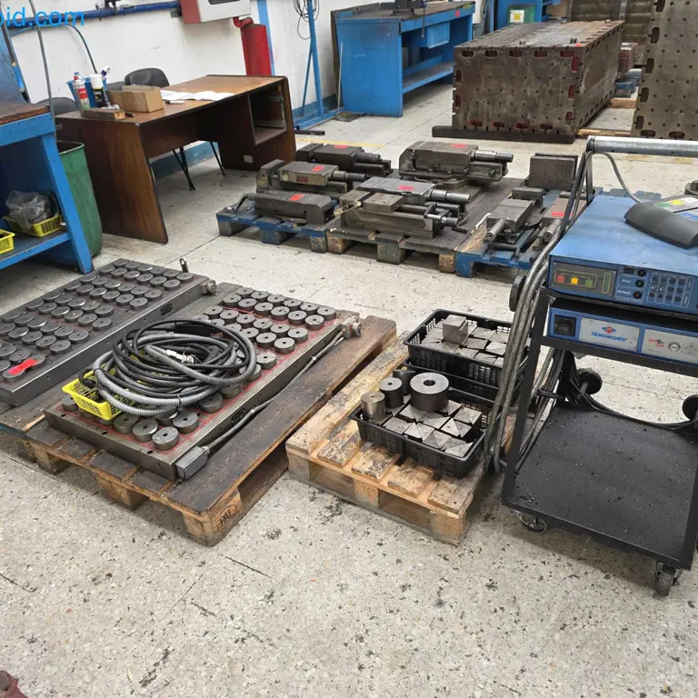 2 Magnetic Tables TECNOMAGNETE