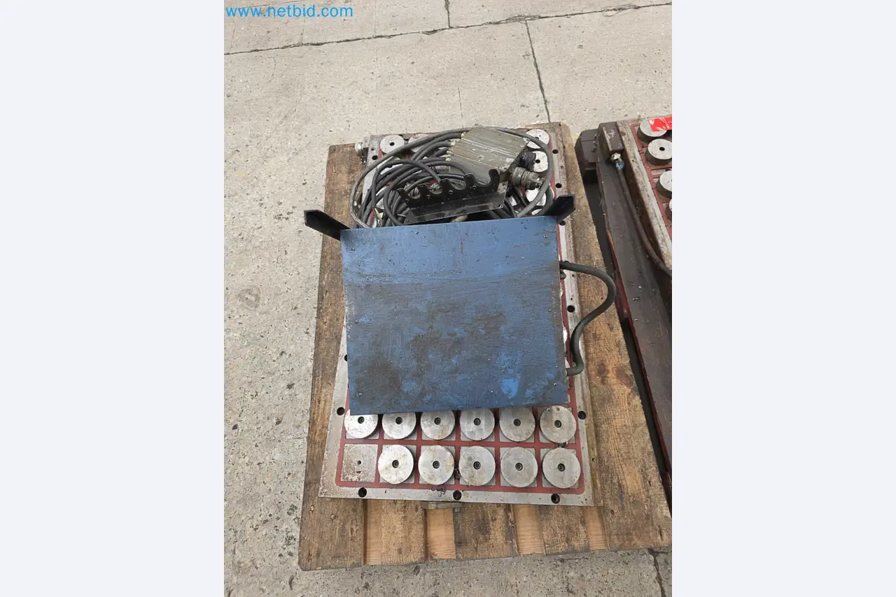 Tromosa Asset Sale (Troqueles Y Moldes De Galicia, Sa): Cnc Machining Centres, Edm Machines And Mould Manufacturing Equipment-5