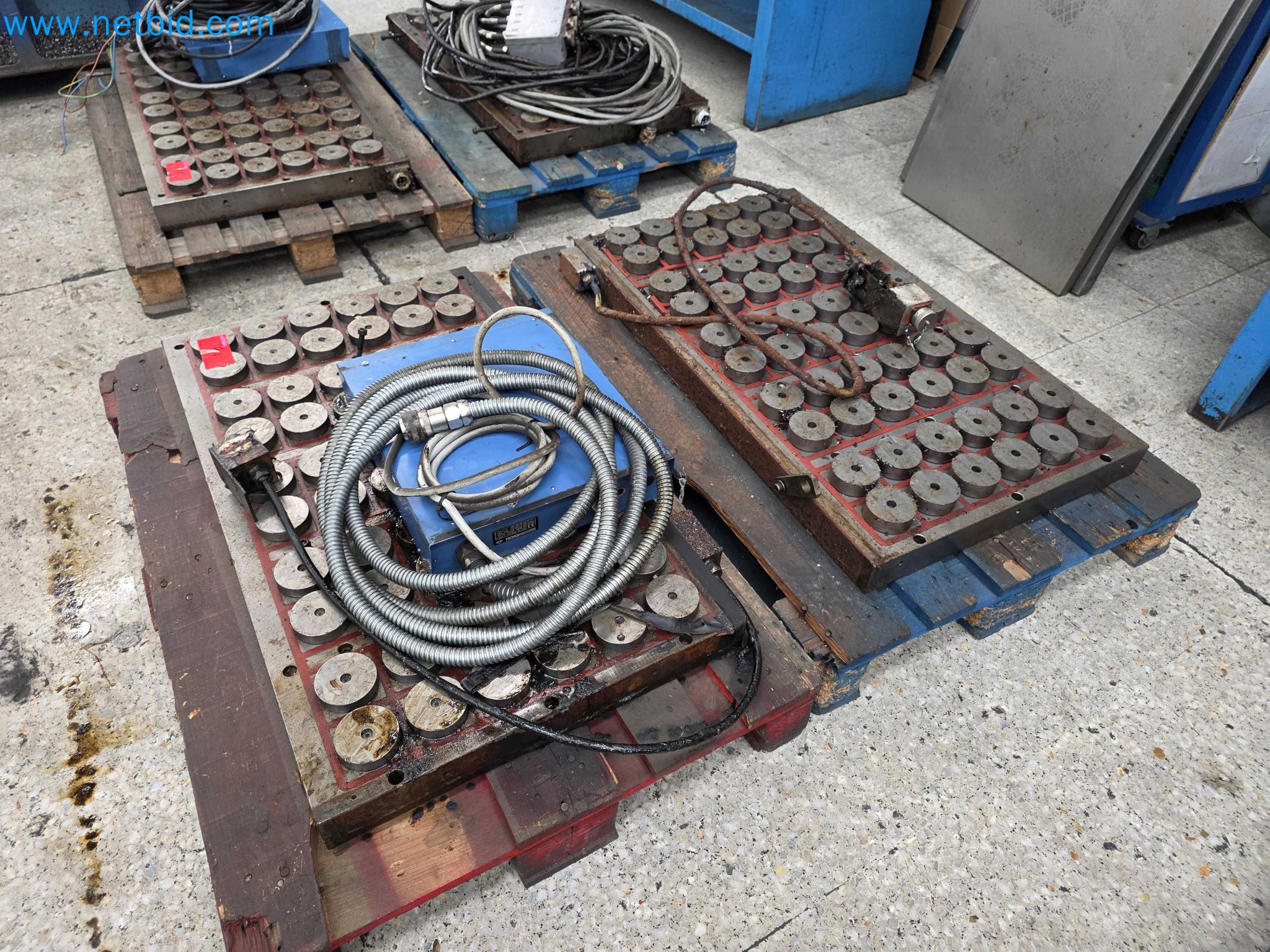 Tromosa Asset Sale (Troqueles Y Moldes De Galicia, Sa): Cnc Machining Centres, Edm Machines And Mould Manufacturing Equipment-3
