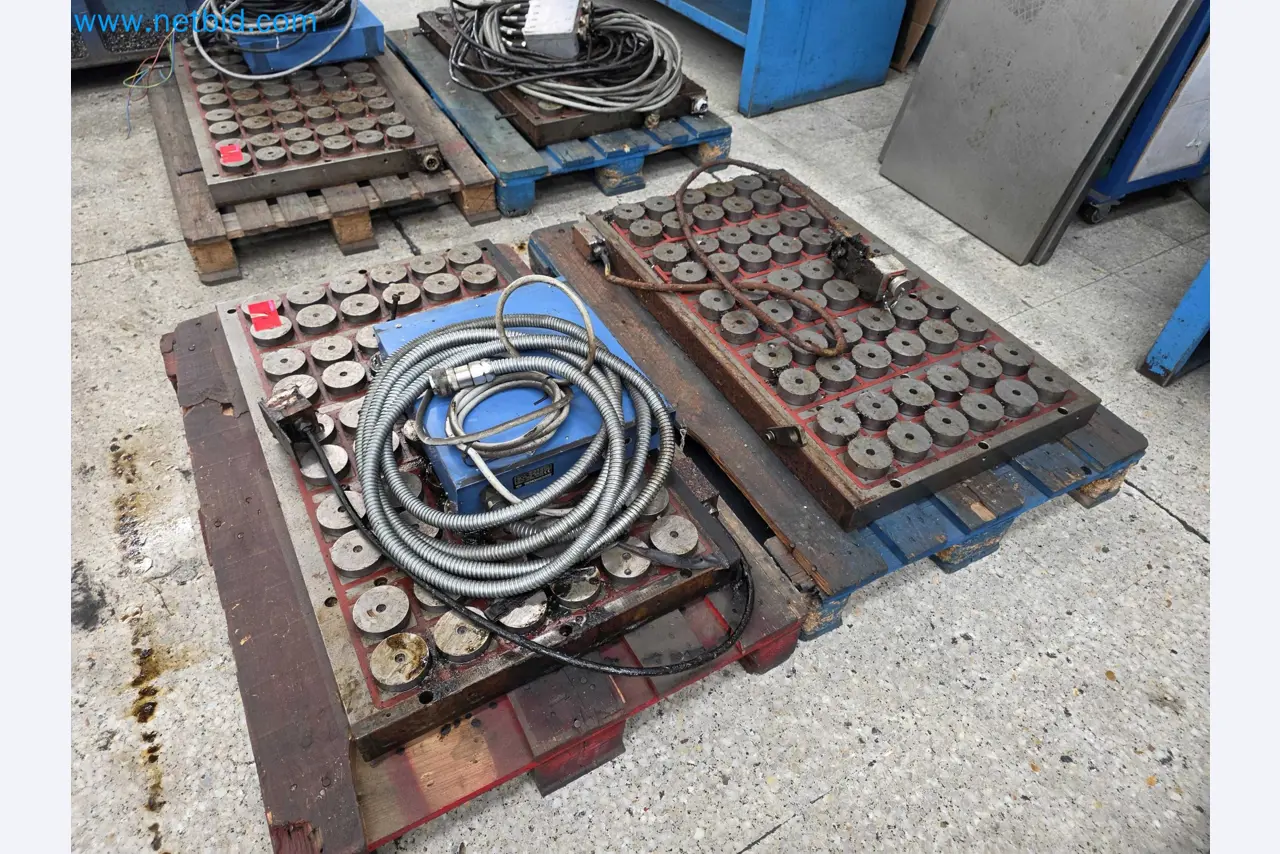 Tromosa Asset Sale (Troqueles Y Moldes De Galicia, Sa): Cnc Machining Centres, Edm Machines And Mould Manufacturing Equipment-3