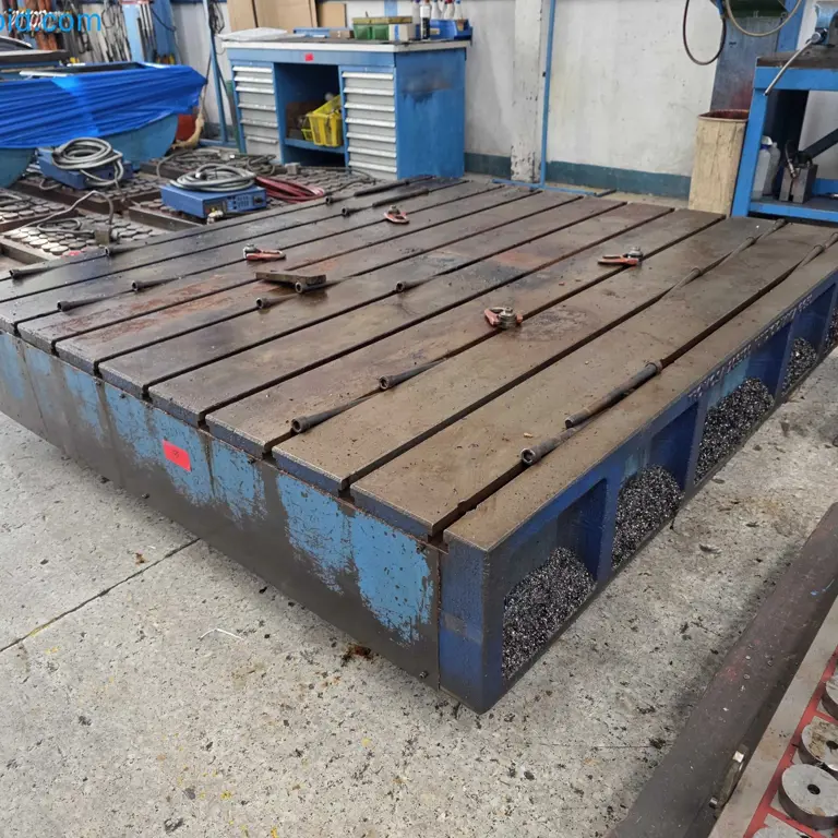 T-slotted Table