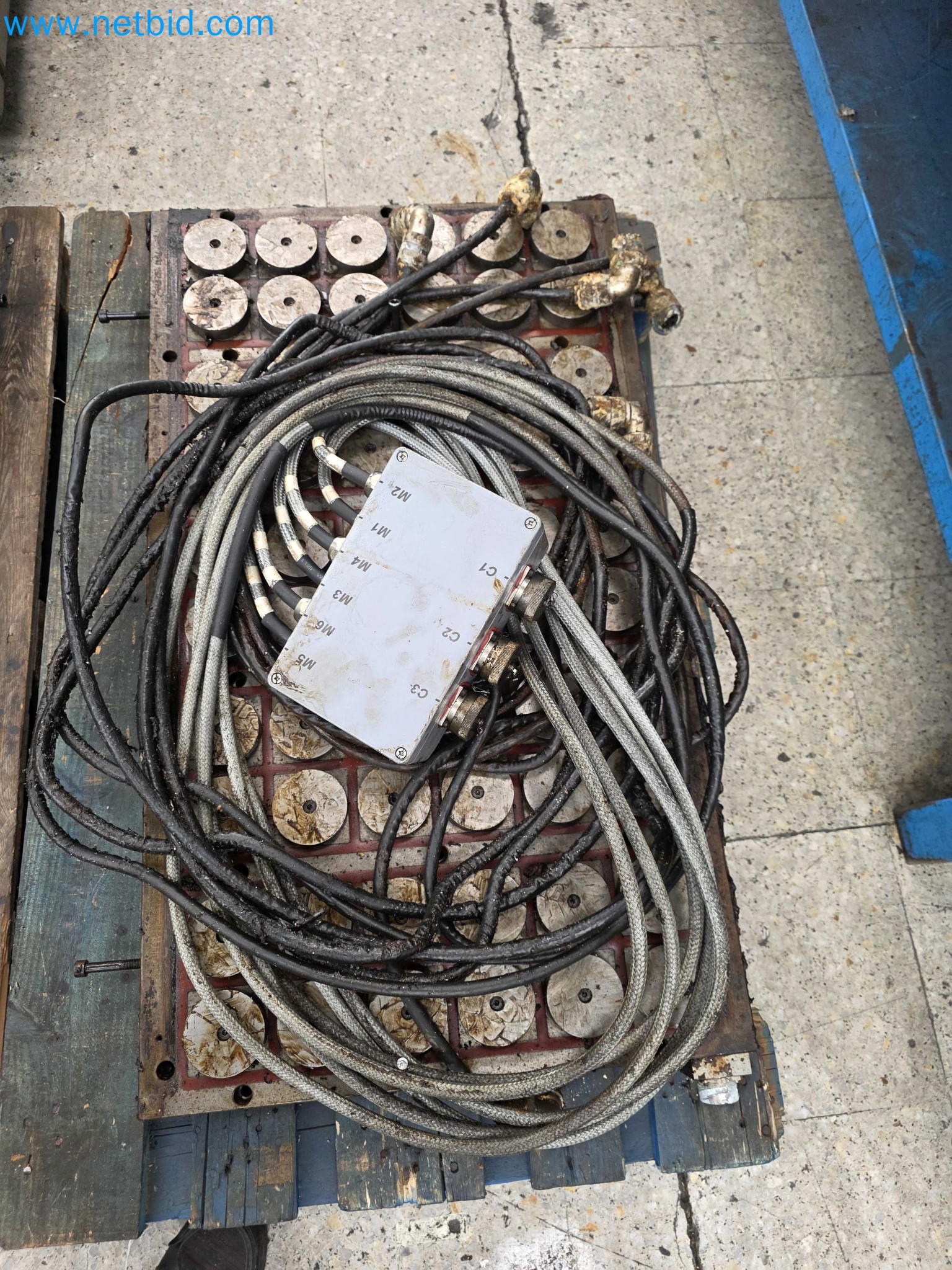 Tromosa Asset Sale (Troqueles Y Moldes De Galicia, Sa): Cnc Machining Centres, Edm Machines And Mould Manufacturing Equipment-4