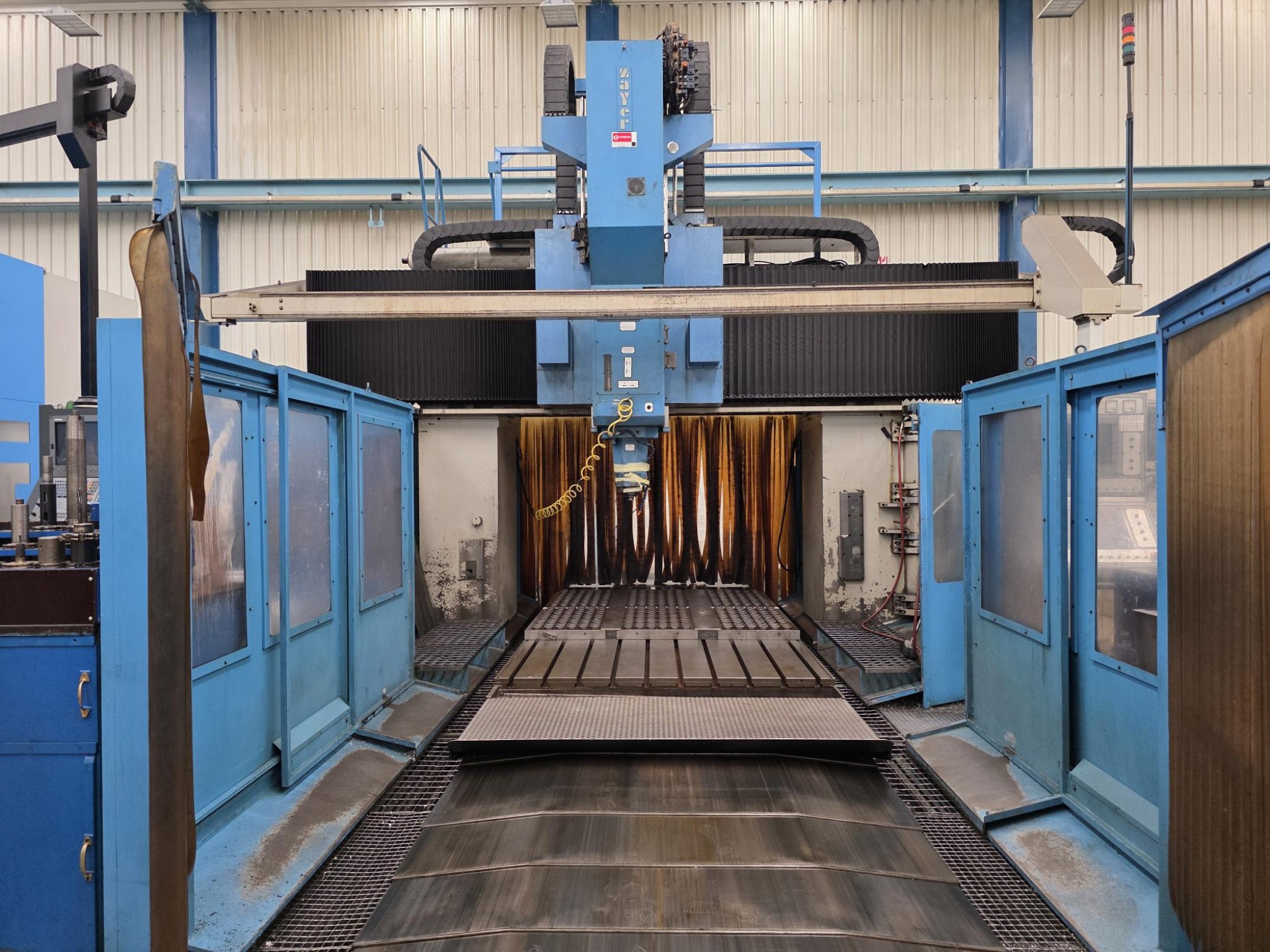 Tromosa Asset Sale (Troqueles Y Moldes De Galicia, Sa): Cnc Machining Centres, Edm Machines And Mould Manufacturing Equipment-4