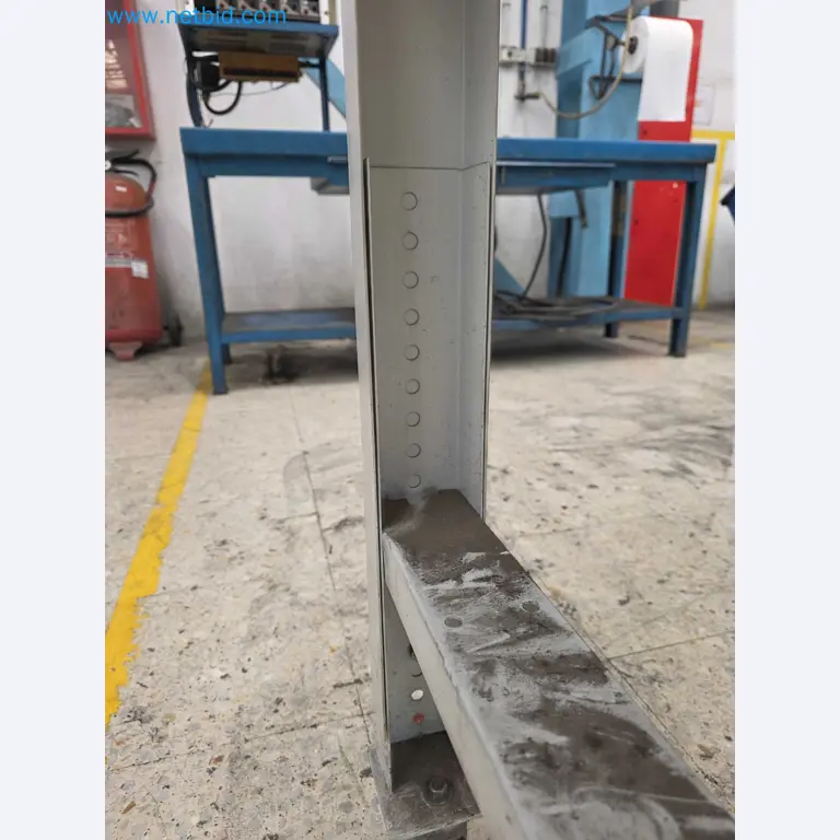 Centres d'usinage CNC, machines d'électroérosion et équipements pour la fabrication de moules
-6