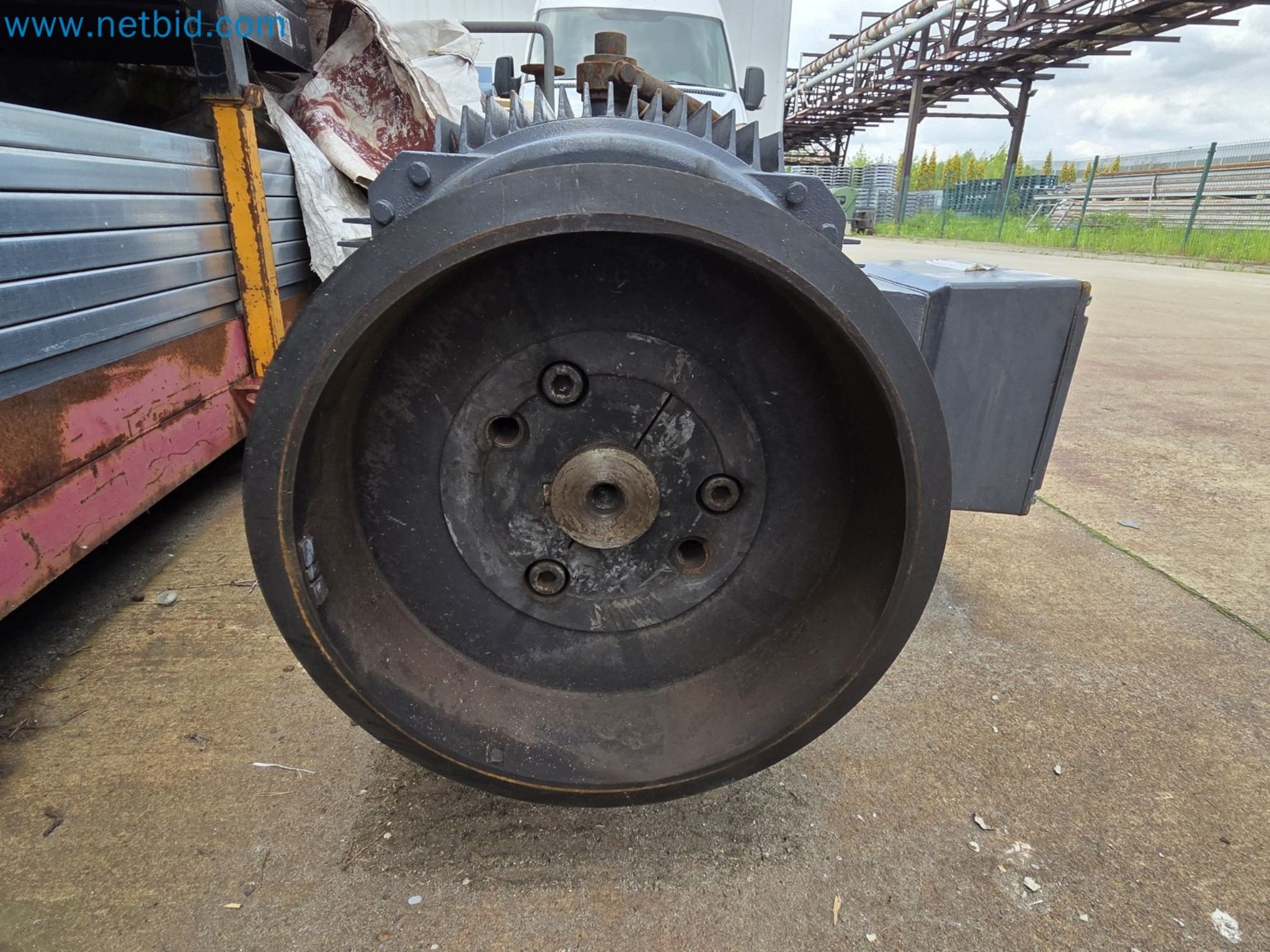 Engines, motors, and other industrial equipment for the foundry sector-16