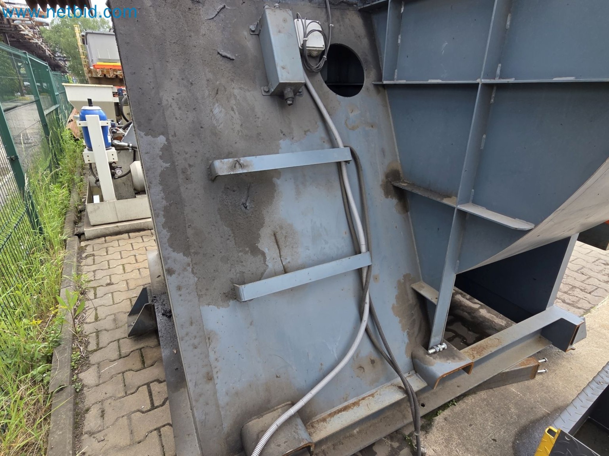 Engines, motors, and other industrial equipment for the foundry sector-7