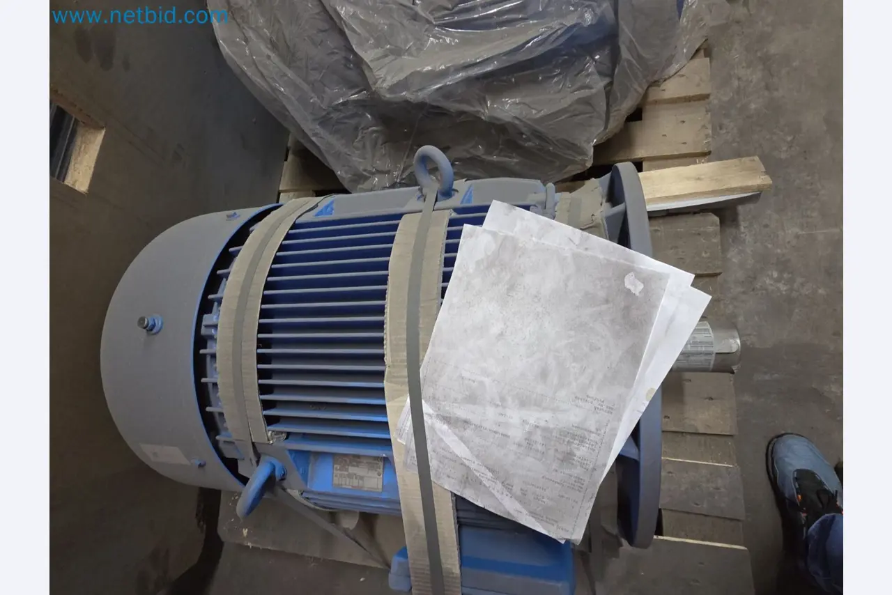 Engines, motors, and other industrial equipment for the foundry sector-5