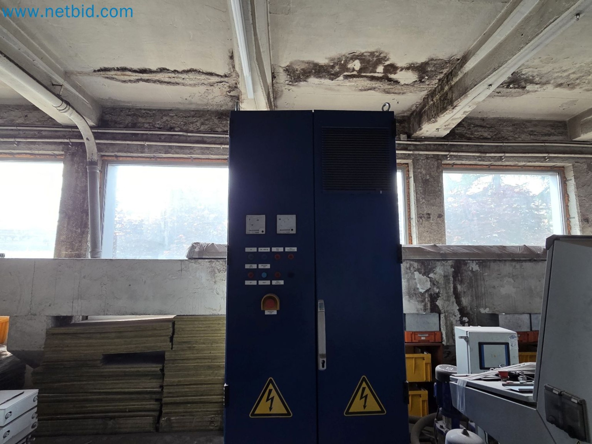 Engines, motors, and other industrial equipment for the foundry sector-2