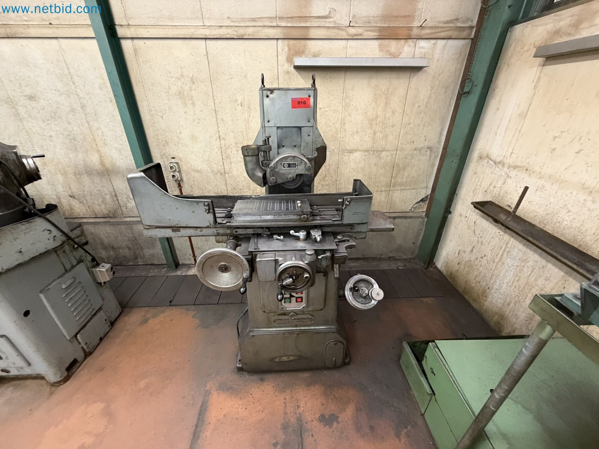 Zaprtje ateljeja Amiet: švicarska kakovost pri proizvodnji ključavnic za torbe
-1