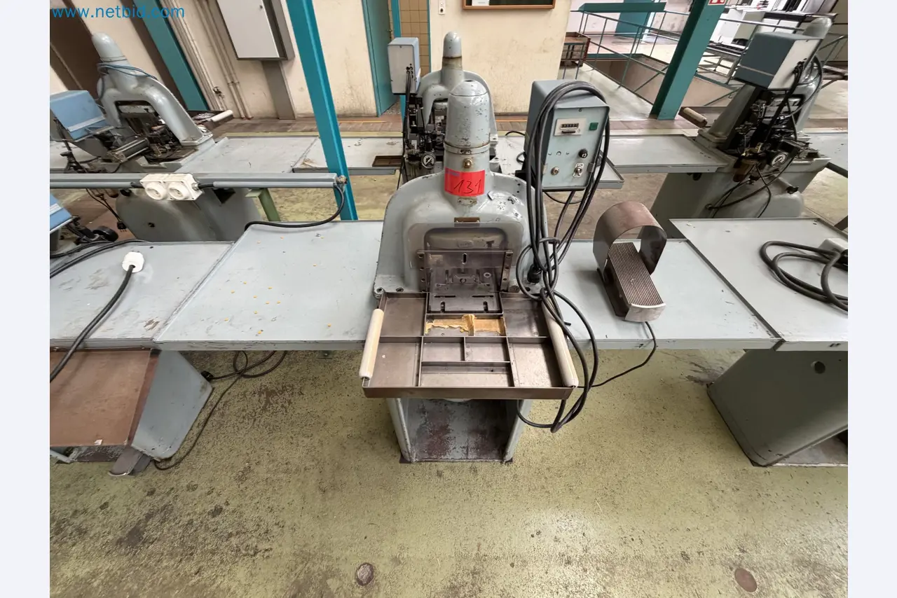 Closure of the Amiet Workshop: Swiss quality in bag lock manufacturing
-8