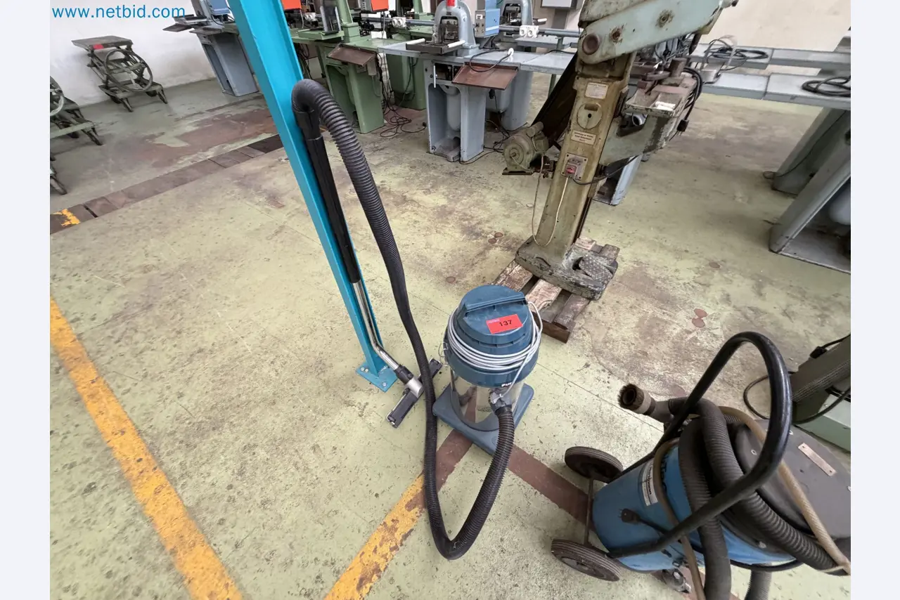 Closure of the Amiet Workshop: Swiss quality in bag lock manufacturing
-5