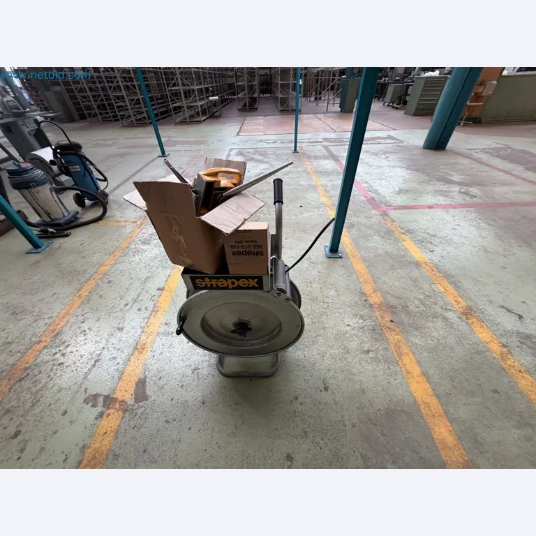 Closure of the Amiet Workshop: Swiss quality in bag lock manufacturing
-4