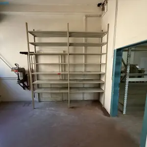 Industrijska regalna enota z vstavljivimi policami