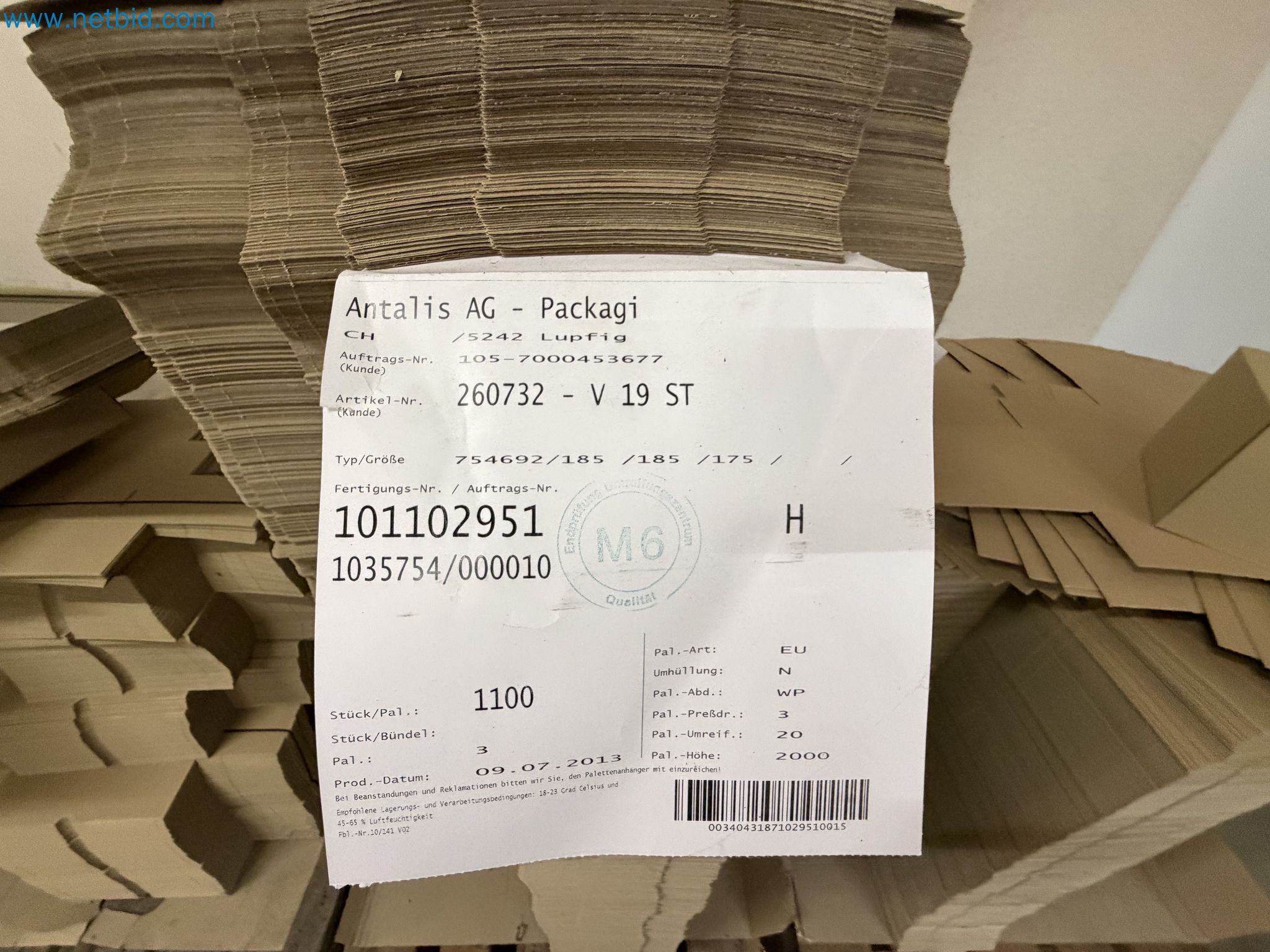 Closure of the Amiet Workshop: Swiss quality in bag lock manufacturing
-4