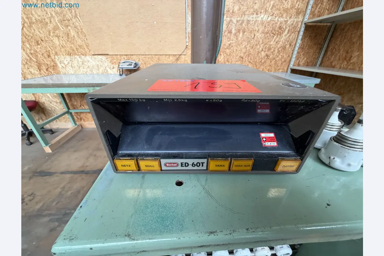 Closure of the Amiet Workshop: Swiss quality in bag lock manufacturing
-7